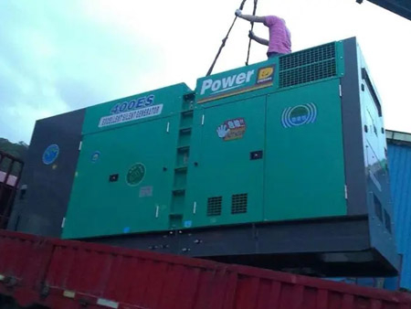 青山柴油发电机组转速不稳定时，如何对发动机进行维护？