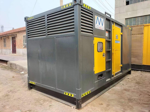 青山柴油发电机输出电流大小是有什么决定的？