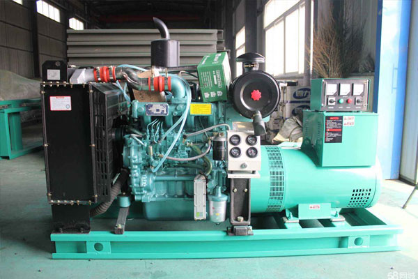 青山如何判断机油是否需要更换？