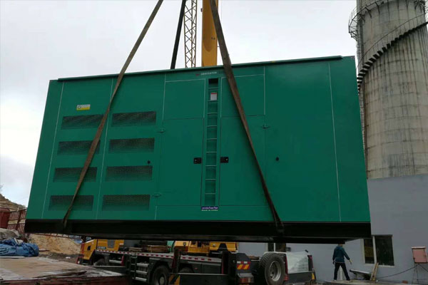 青山柴油发电机组的保养周期？