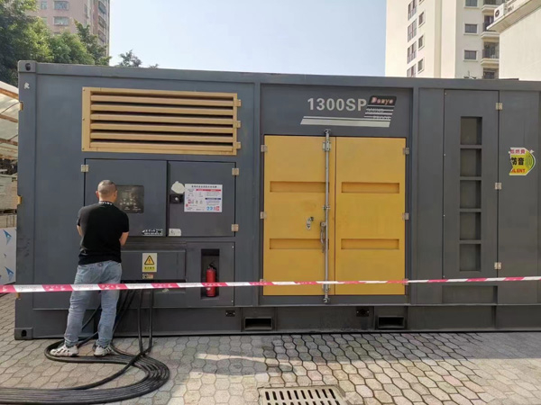 青山500KW发电机组冬季应该配多大的启动电瓶？